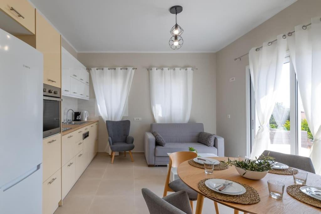 Maritina'S Apartments Amazing Sea View Agia Efimia ภายนอก รูปภาพ