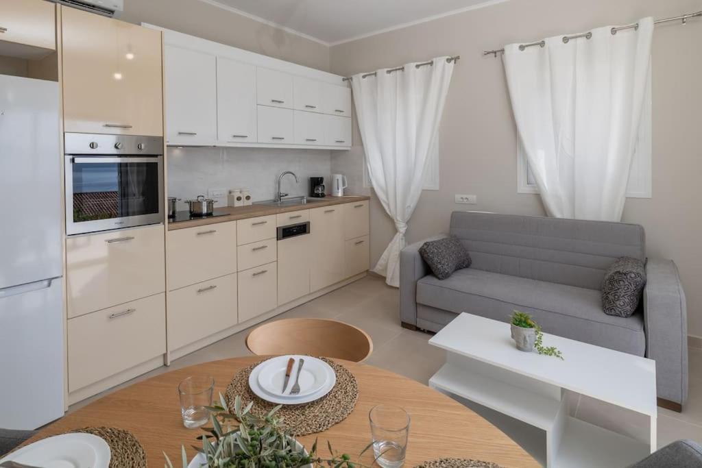 Maritina'S Apartments Amazing Sea View Agia Efimia ภายนอก รูปภาพ