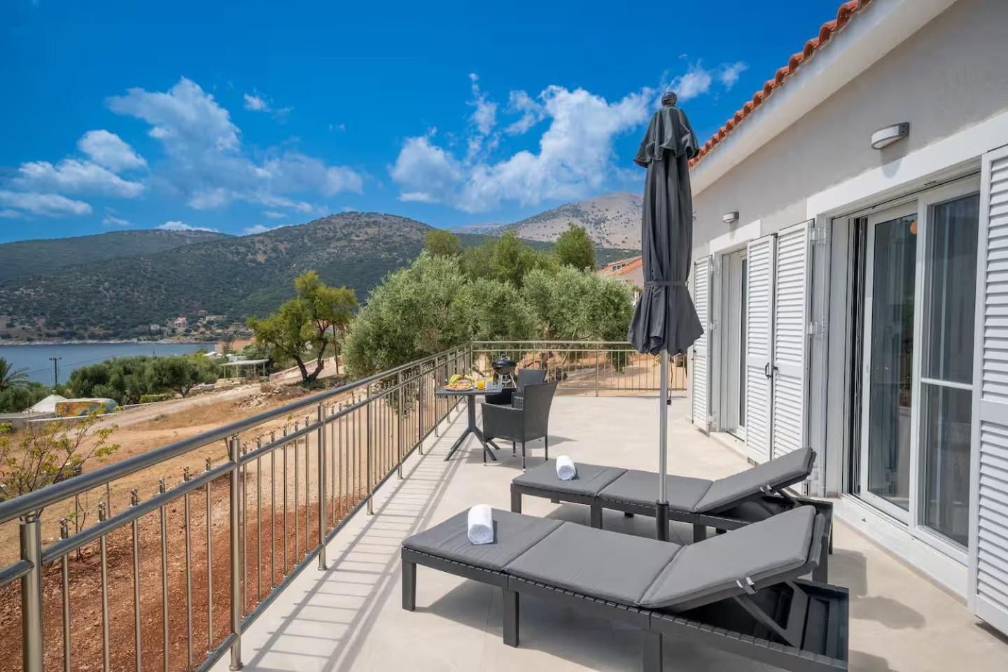 Maritina'S Apartments Amazing Sea View Agia Efimia ภายนอก รูปภาพ